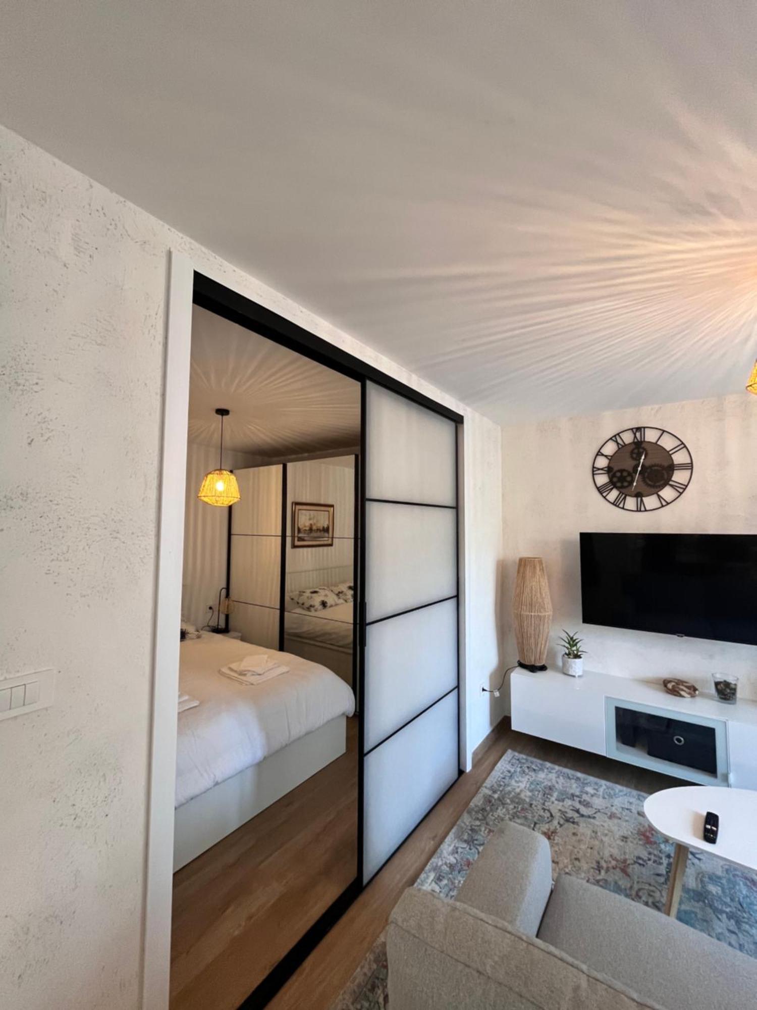 Hapac Apartment *